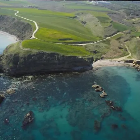 La Luce Del Faro * ואסטו