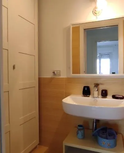 La Luce Del Faro ヴァスト