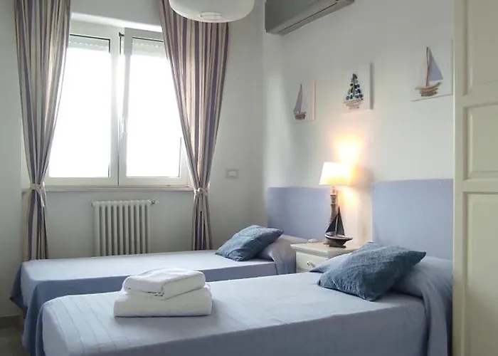 La Luce Del Faro ヴァスト